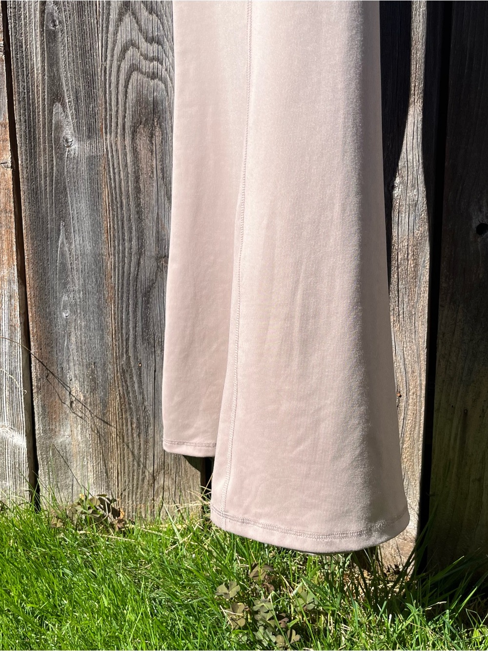 Yogalicious Lux oak brown illusion rib Scarlett flare jumpsuit Jumpsuit small - Picture 12 of 17